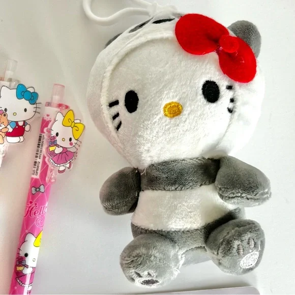💝Hello Kitty Adorable Stocking Stuffer 6-Piece Mini Bundle - Picture 2 of 8